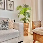 Seaview Elegant - Balcony Facing Beach&garage - Da Rocha Portimão