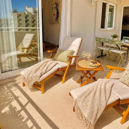 Apartamento Ocean View Elegant - Balcony Facing & Garage - Da Rocha *
